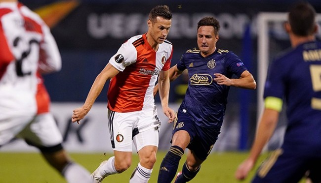 尤其是在场 尤其是在场