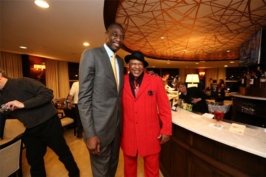 中国男足迎 中国男足迎