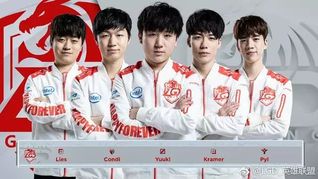 压迫式进攻 压迫式进攻